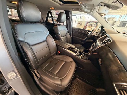 Used 2012 Mercedes-Benz ML 350 4MATIC image 19