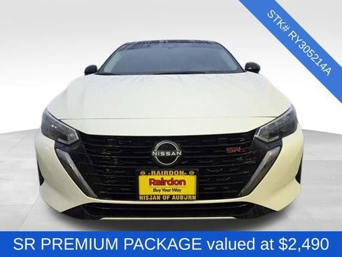 Used 2024 Nissan Sentra SR w/ SR Premium Package image 2