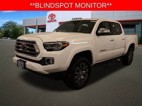 Used 2020 Toyota Tacoma Limited image 7