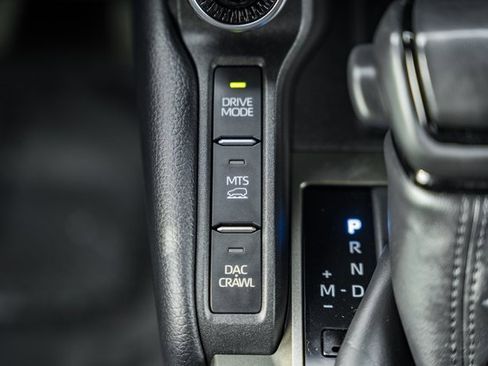 Used 2024 Toyota Land Cruiser image 30