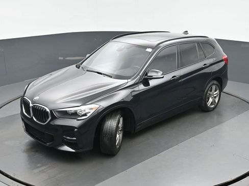 Used 2021 BMW X1 xDrive28i w/ M Sport Package image 33