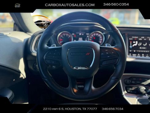 Used 2022 Dodge Challenger R/T Scat Pack image 9