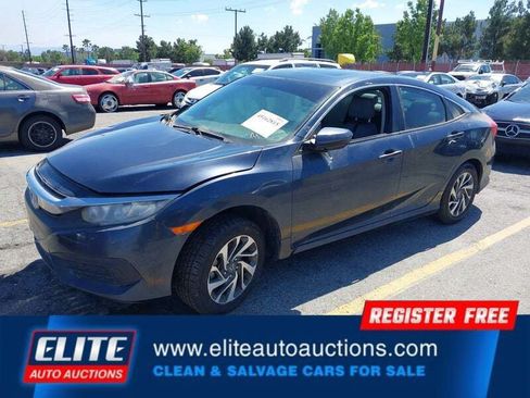Used 2018 Honda Civic EX image 4