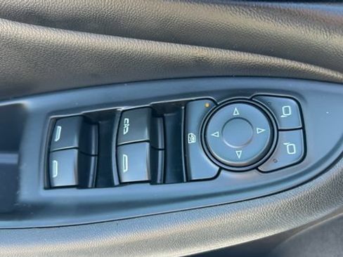 Used 2016 Chevrolet Volt Premier w/ Driver Confidence Package FWD image 14