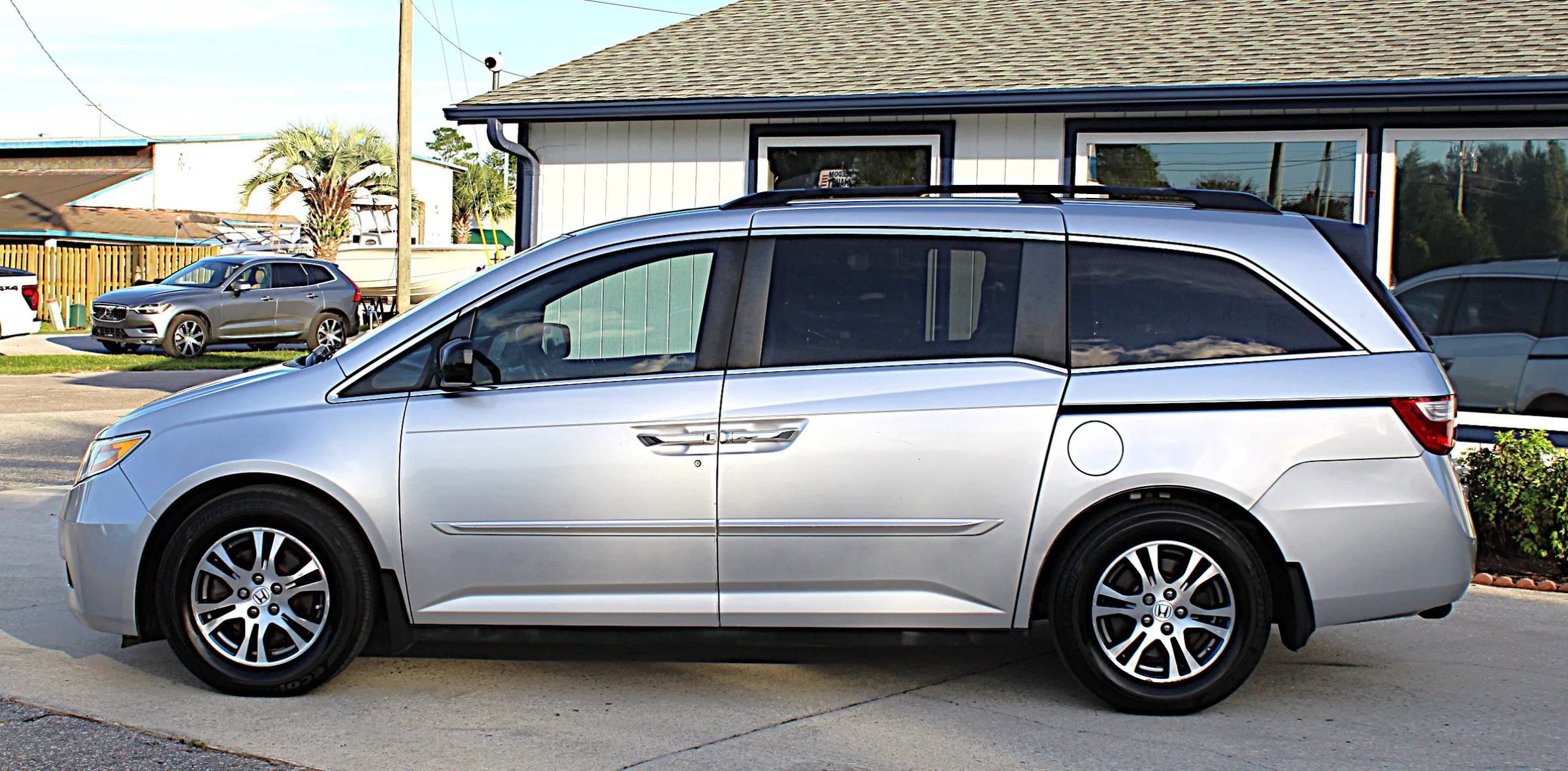 Used 2012 Honda Odyssey EX-L image 2