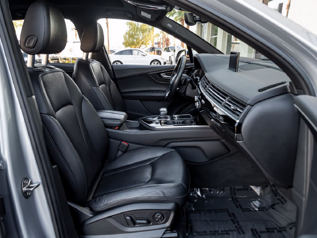 Used 2019 Audi Q7 3.0T Prestige AWD/4WD image 44