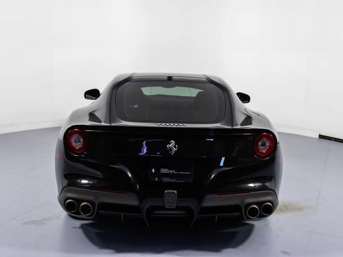 Used 2014 Ferrari F12 Berlinetta RWD image 7
