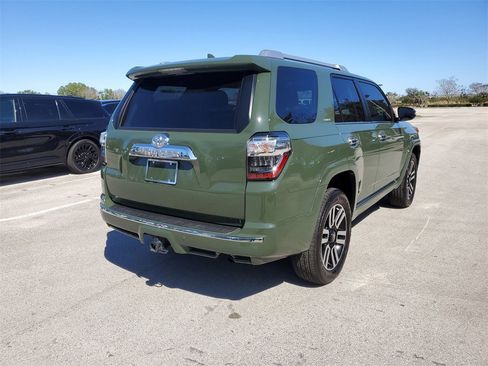 Used 2022 Toyota 4Runner Limited image 4