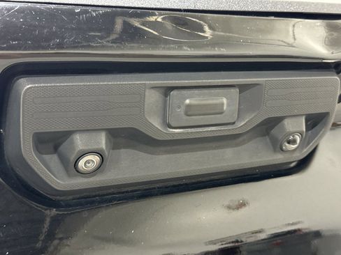 Used 2021 Chevrolet Silverado 3500 High Country image 28