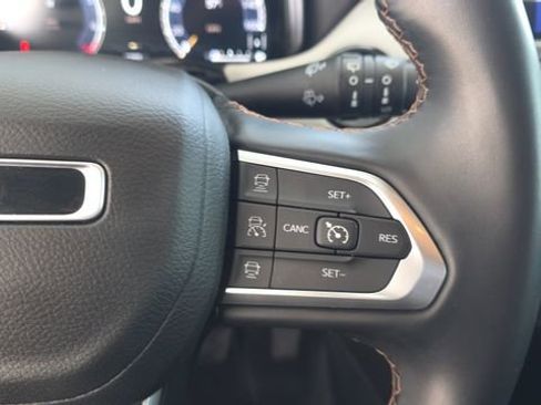 Used 2022 Jeep Compass Limited w/ Elite Group AWD/4WD image 23