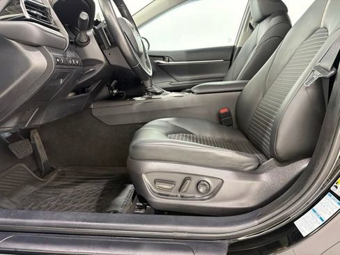 Used 2022 Toyota Camry SE w/ Cold Weather Package AWD/4WD image 14