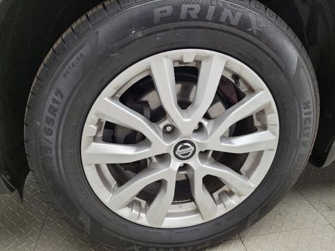 Used 2017 Nissan Rogue SV AWD/4WD image 31
