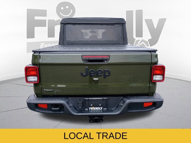 Used 2023 Jeep Gladiator Sport AWD/4WD image 6