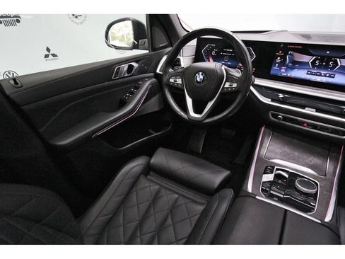 Used 2024 BMW X5 sDrive40i w/ Premium Package RWD image 8
