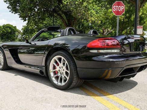 Used 2005 Dodge Viper SRT-10 RWD image 6
