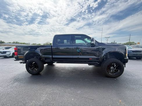 Used 2025 Ford F250 XLT w/ Black Appearance Package AWD/4WD image 2