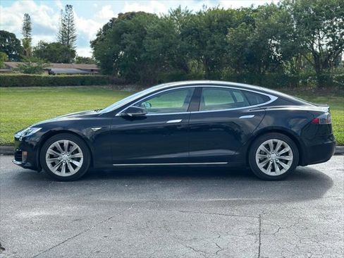 Used 2016 Tesla Model S 75 image 4