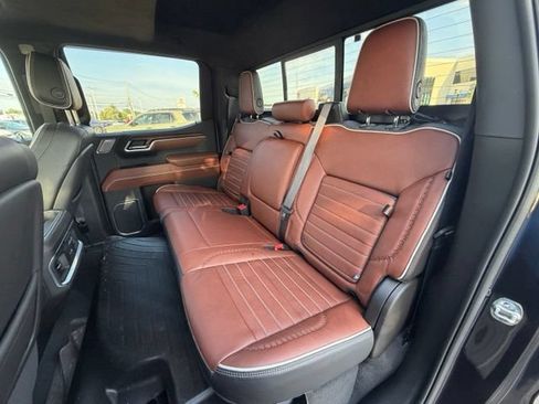 Used 2025 GMC Sierra 1500 Denali Ultimate AWD/4WD image 17