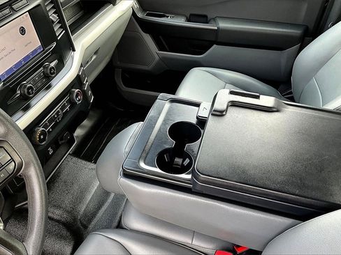 Used 2022 Ford F150 XL w/ Trailer Tow Package image 15