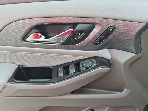 Used 2020 Chevrolet Traverse Premier w/ LPO, Floor Liner Package image 13