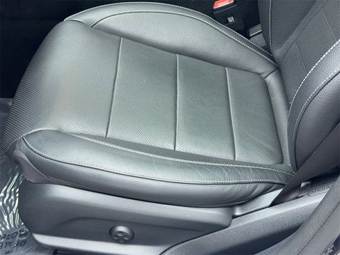 Used 2023 Mercedes-Benz E 350 Sedan image 35