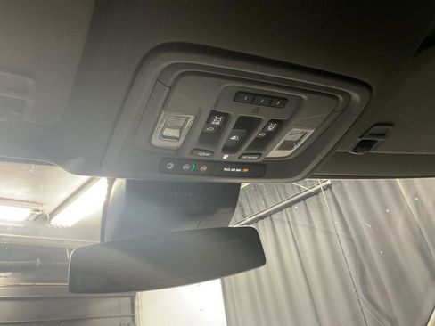 Used 2025 Chevrolet Silverado 1500 LTZ w/ LTZ Premium Package image 26