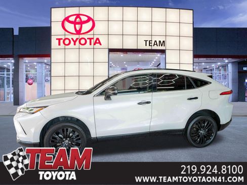 Used 2023 Toyota Venza Nightshade AWD/4WD image 1