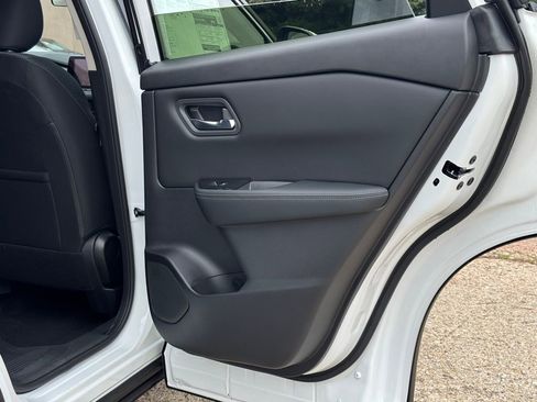 New 2026 Nissan Rogue SV image 22