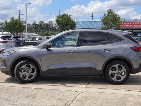 Used 2025 Ford Escape ST-Line FWD image 24