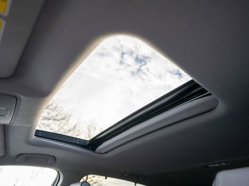 Used 2017 Acura MDX SH-AWD w/ Advance Package image 27