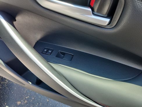 Used 2025 Toyota Corolla SE FWD image 36