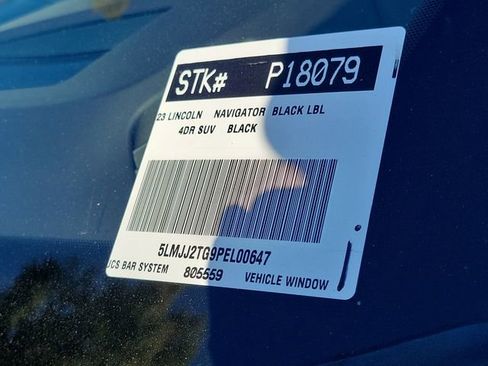 Used 2023 Lincoln Navigator Black Label image 32