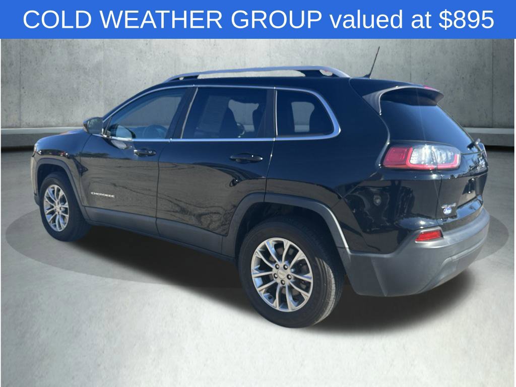 Used 2019 Jeep Cherokee Latitude Plus w/ Cold Weather Group AWD/4WD image 3