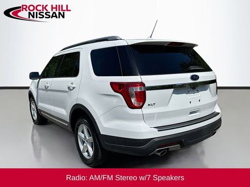 Used 2018 Ford Explorer XLT w/ Equipment Group 202A FWD image 5