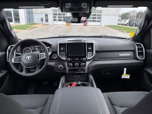 New 2026 RAM 1500 4x4 Crew Cab image 10