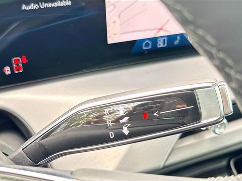 New 2026 Cadillac Vistiq Luxury image 17