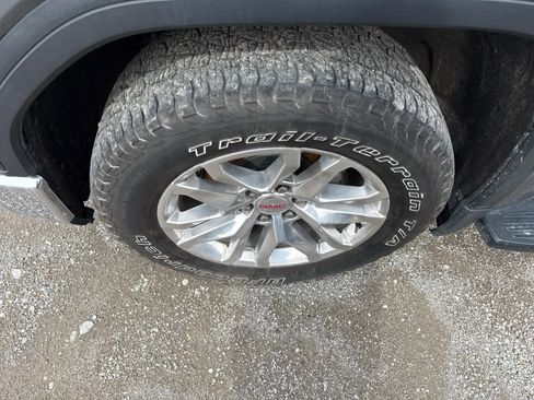 Used 2021 GMC Sierra 1500 SLT w/ SLT Premium Plus Package image 2