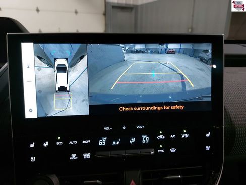 Certified 2025 Subaru Solterra Touring image 24