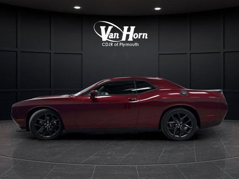 Used 2021 Dodge Challenger GT w/ Blacktop Package image 11