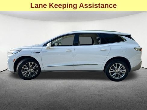 Used 2023 Buick Enclave Essence w/ Experience Buick Package AWD/4WD image 6