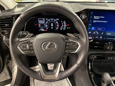 Used 2024 Lexus NX 350 AWD image 11