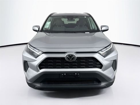 Certified 2025 Toyota RAV4 XLE AWD/4WD image 8