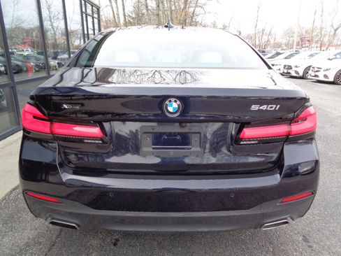Used 2022 BMW 540i xDrive w/ Executive Package image 6