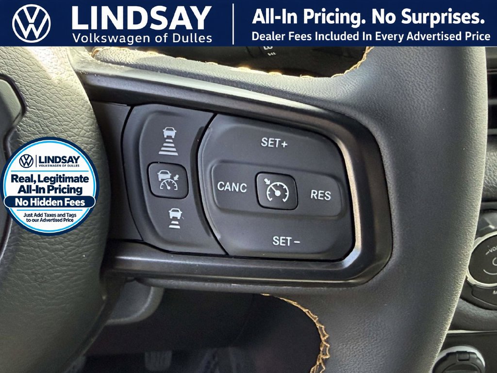 Used 2024 Jeep Wrangler Unlimited AWD/4WD image 18