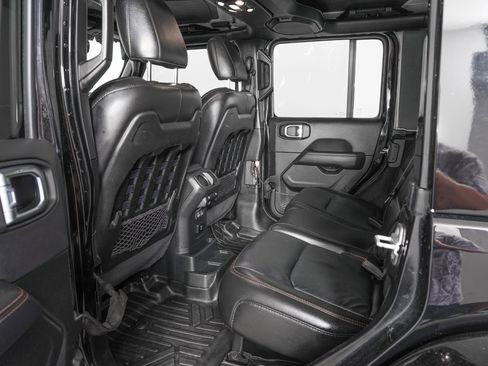 Used 2022 Jeep Wrangler Unlimited Rubicon image 12