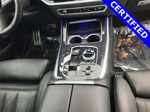 Used 2024 BMW X7 M60i w/ Executive Package image 15