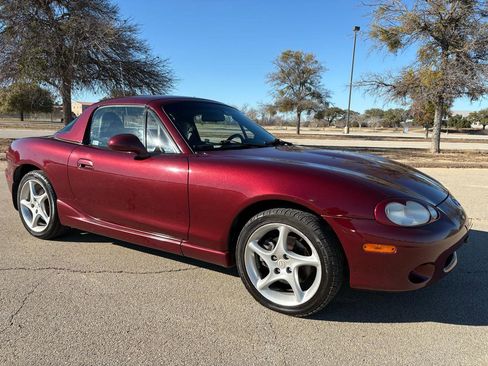 Used 2003 MAZDA MX-5 Miata 2dr Conv Auto image 55