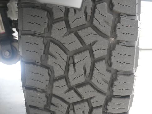 Used 2023 RAM 1500 Limited AWD/4WD image 40