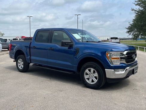 Used 2022 Ford F150 XLT w/ Equipment Group 301A Mid AWD/4WD image 3