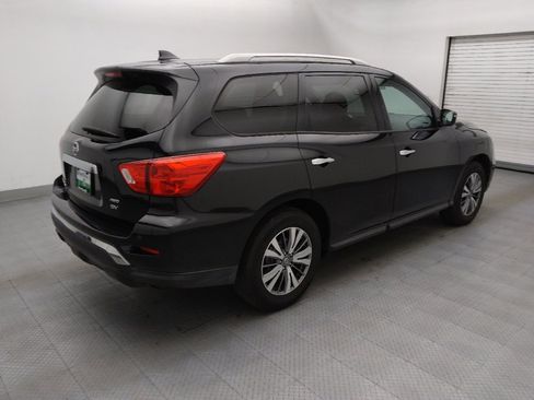 Used 2020 Nissan Pathfinder SV AWD/4WD image 10